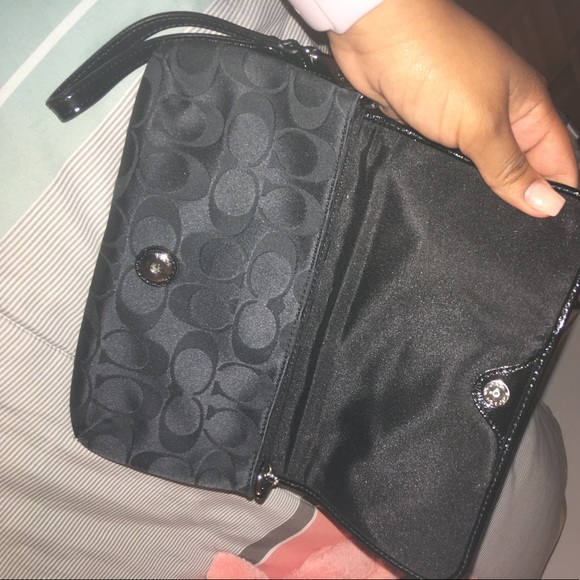 PRICE REDUCED! Coach wristlet - Picture 2 of 3