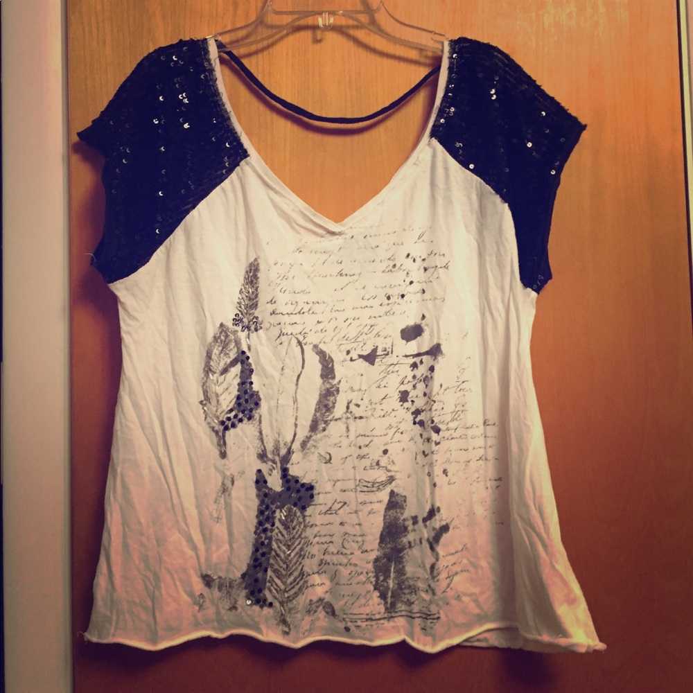 DONATED Sequined sleeved top