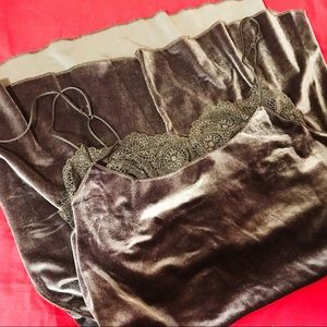 [free people] YASMINE VELVET SLIP