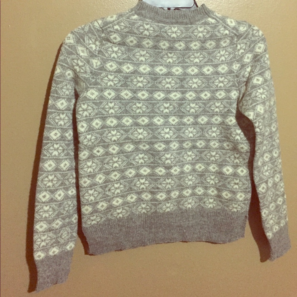 Sweater - Picture 3 of 4