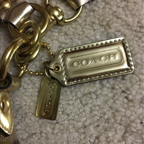 Small coach purse! Basically brand new! - Picture 3 of 4