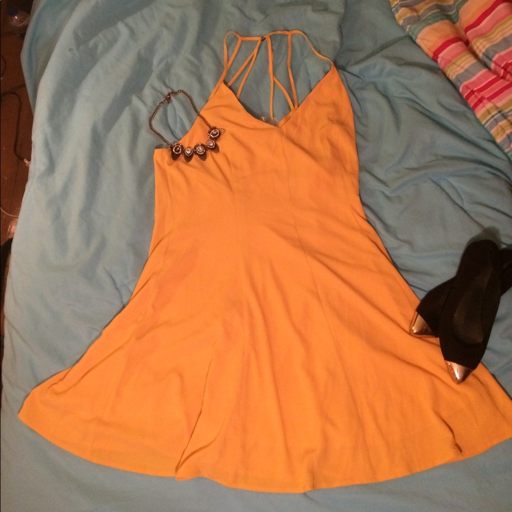 Forever 21 plus size yellow dress