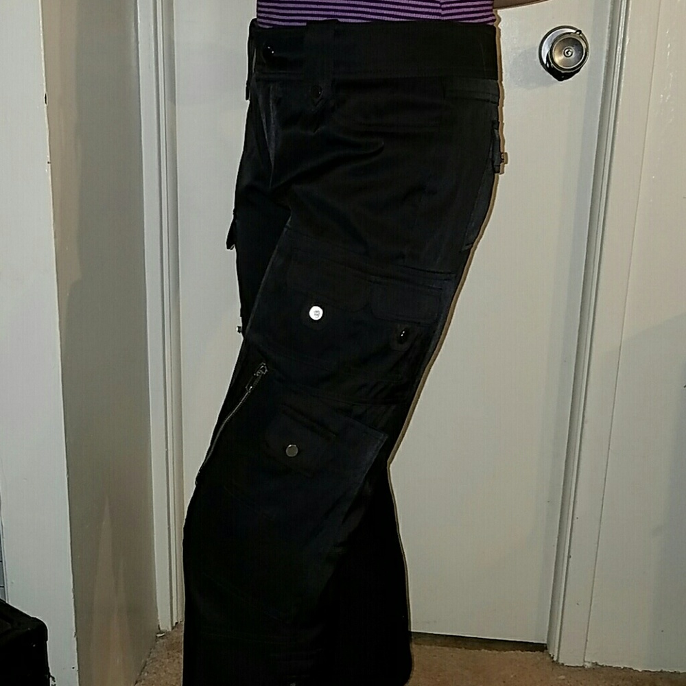 RESERVED: Cache Capri