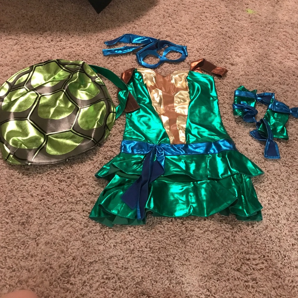 Turtle costume 💙