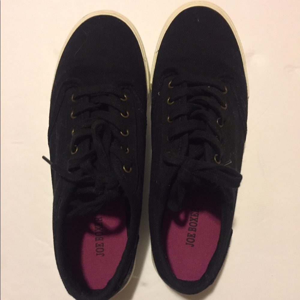 Joe boxer black sneakers