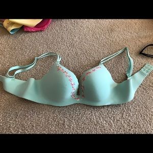 Victoria's Secret Angels Secret Embrace 34B