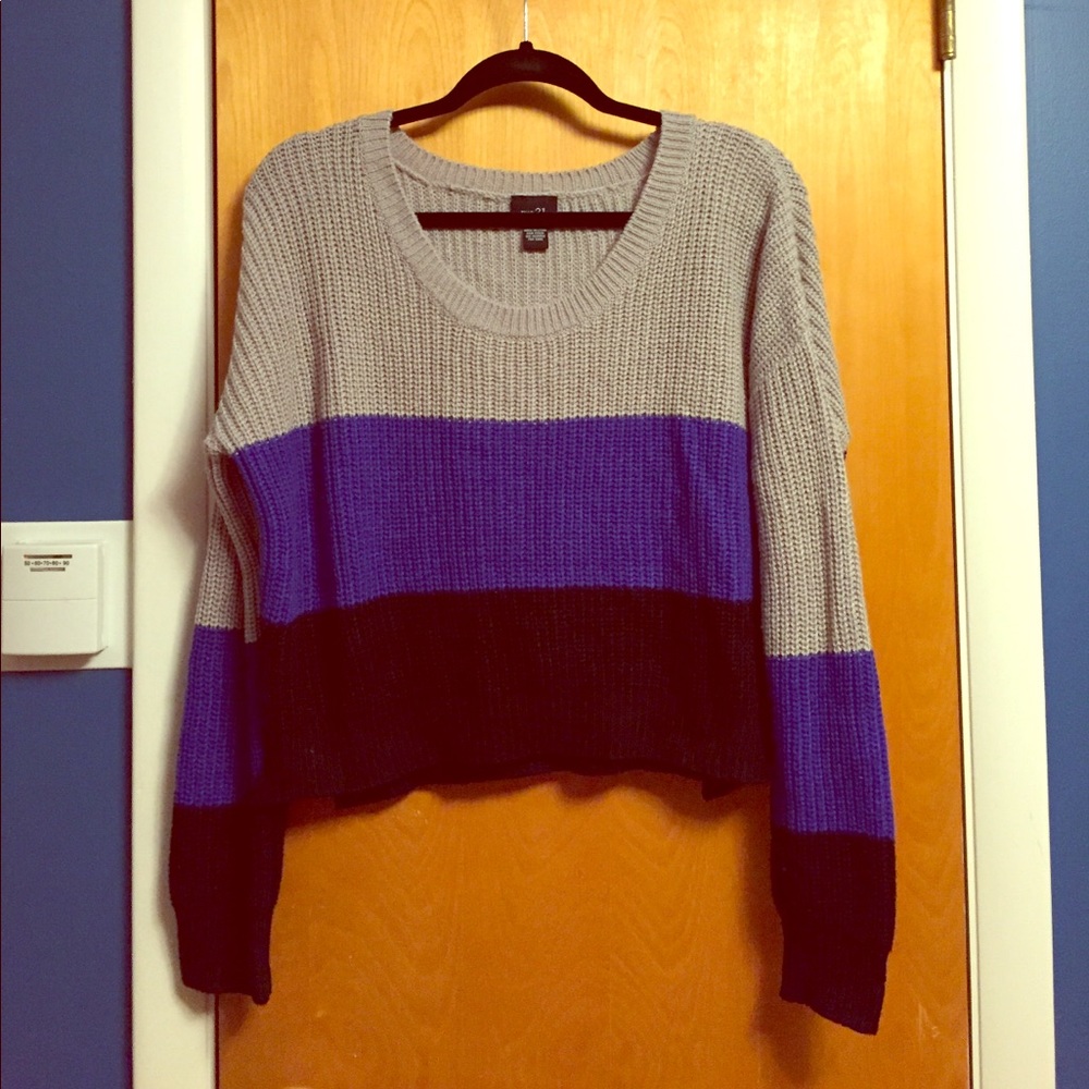 DONATED! Comfy color block sweater