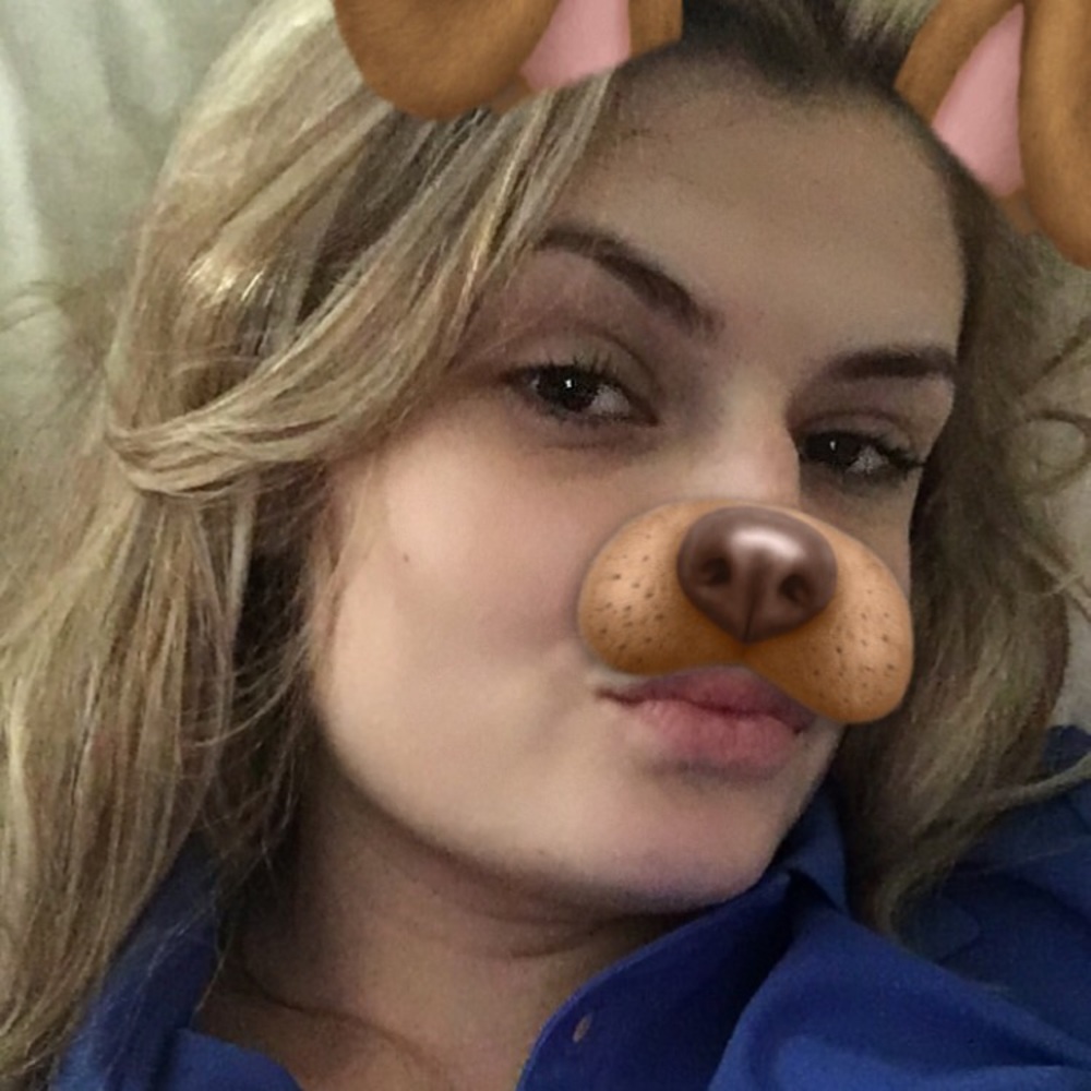 Meet your Posher, Caroline