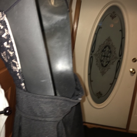 Dressy backless stretchy romper/jumpsuit with lace - Picture 6 of 6