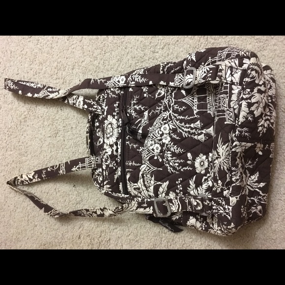 Cute small Vera Bradley book bag! - Picture 2 of 4