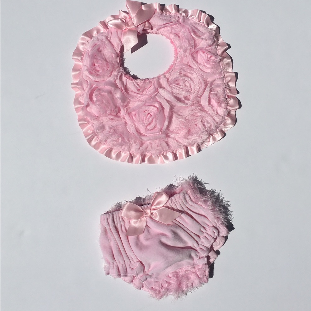 Mud Pie Bloomers and Bib Set