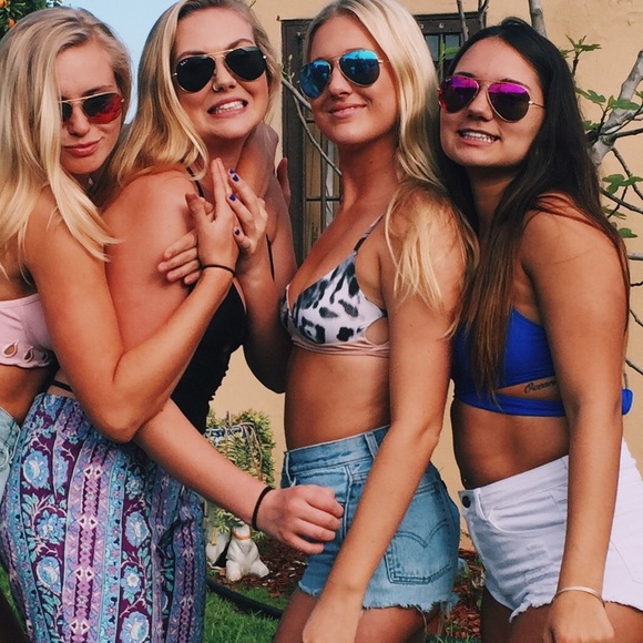 Levi shorts - Picture 3 of 5