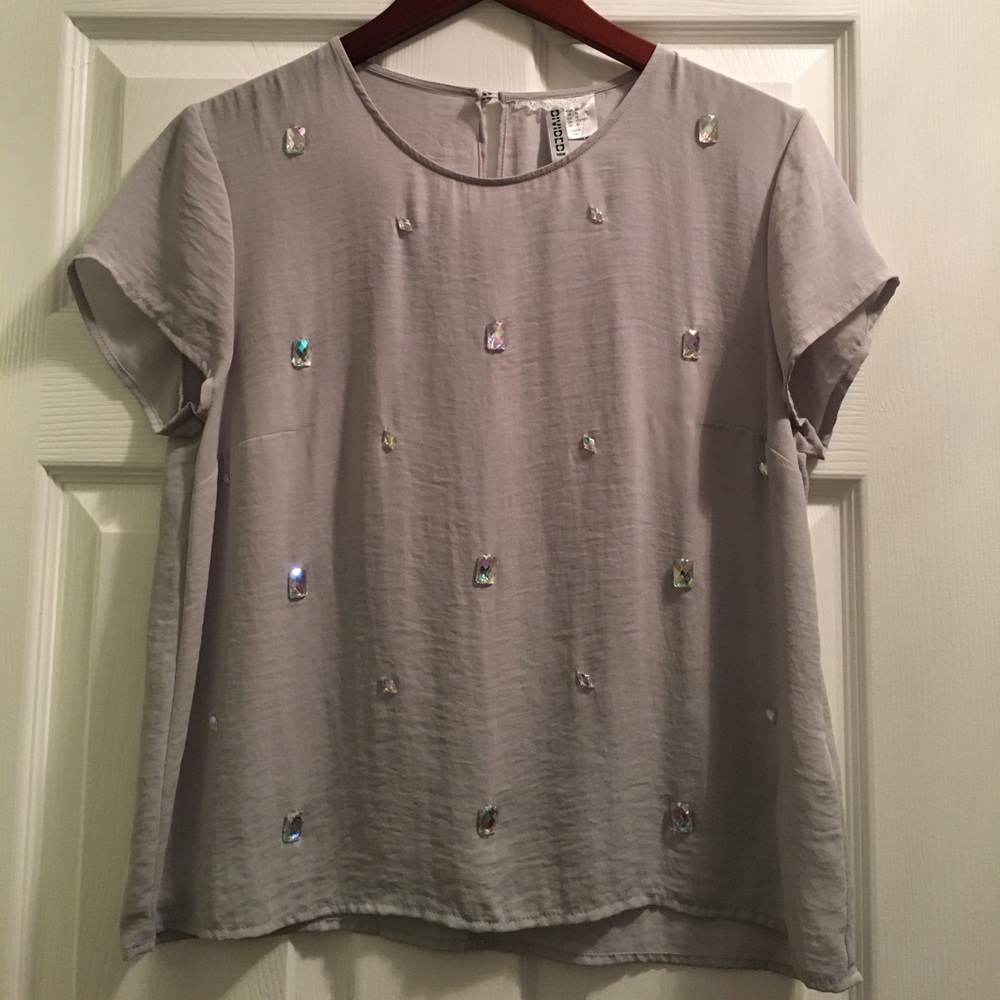 Brand New Iridescent Gemstone Gray Top