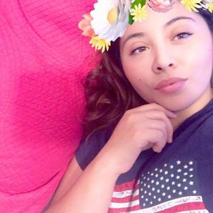 Meet your Posher, Selena