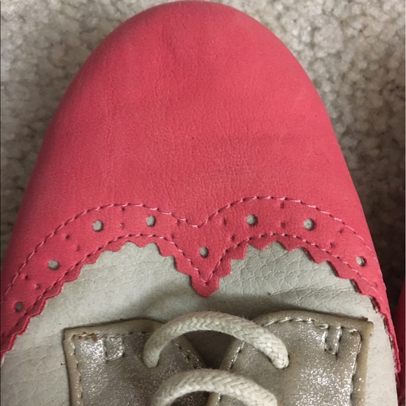 ADORABLE flats!!! - Picture 2 of 4