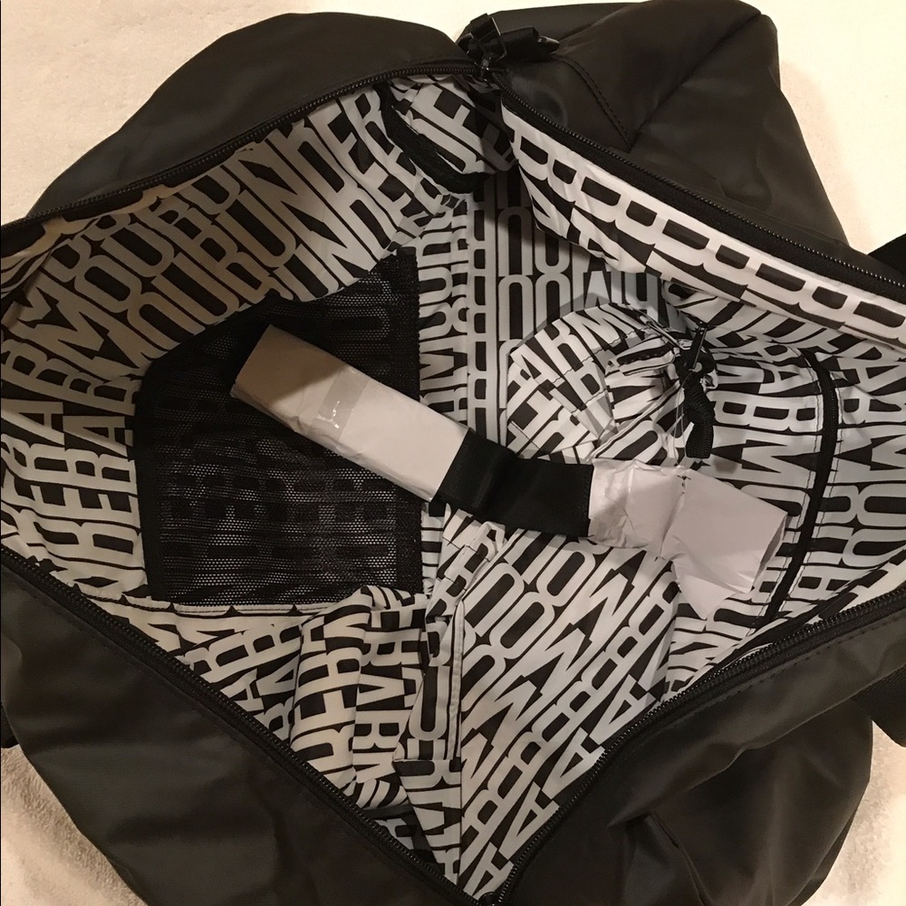 Under Armour Carry Bag