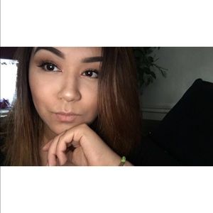 Meet your Posher, Vivian