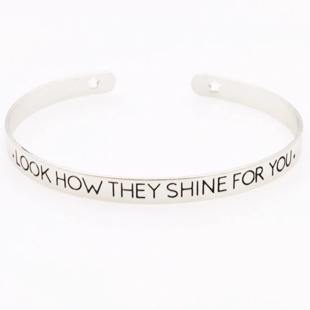 💫STAR BRIGHT💫BANGLE