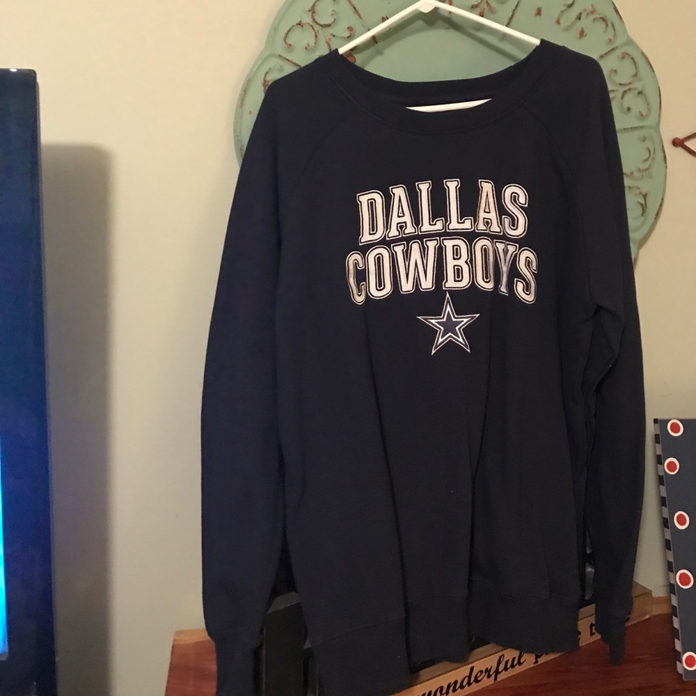 Navy Dallas Cowboys crewneck sweatshirt
