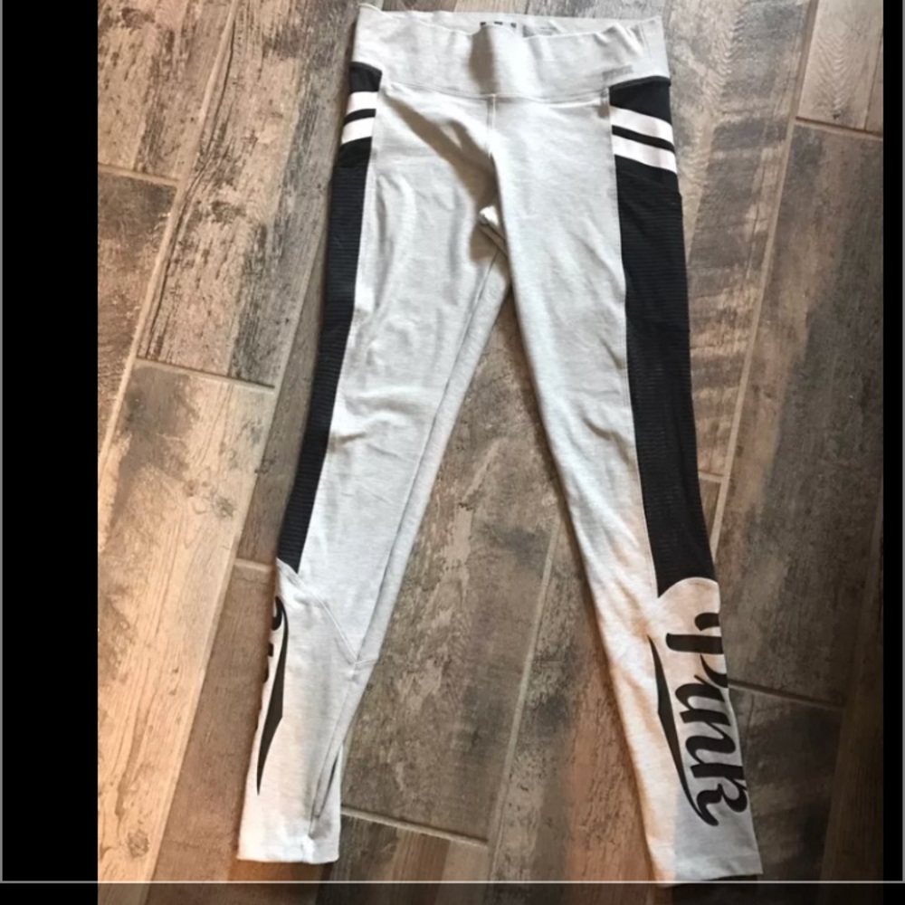 VS PINK Ultimate pocket leggings size S