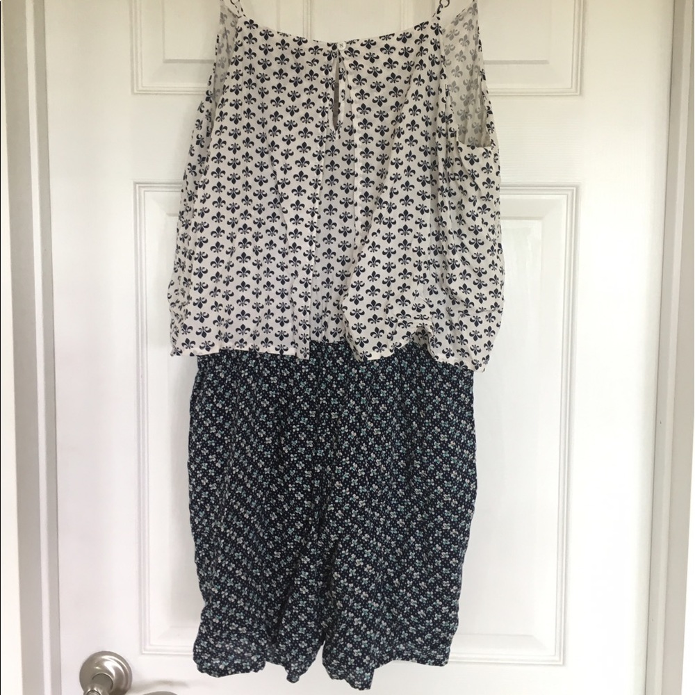 Romper - Picture 2 of 4