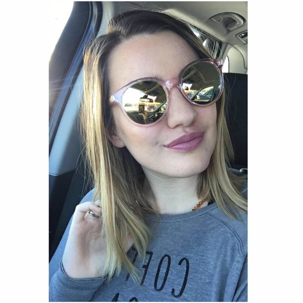 Meet your Posher, Rachel