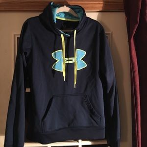 NWOT Under armour hoodie