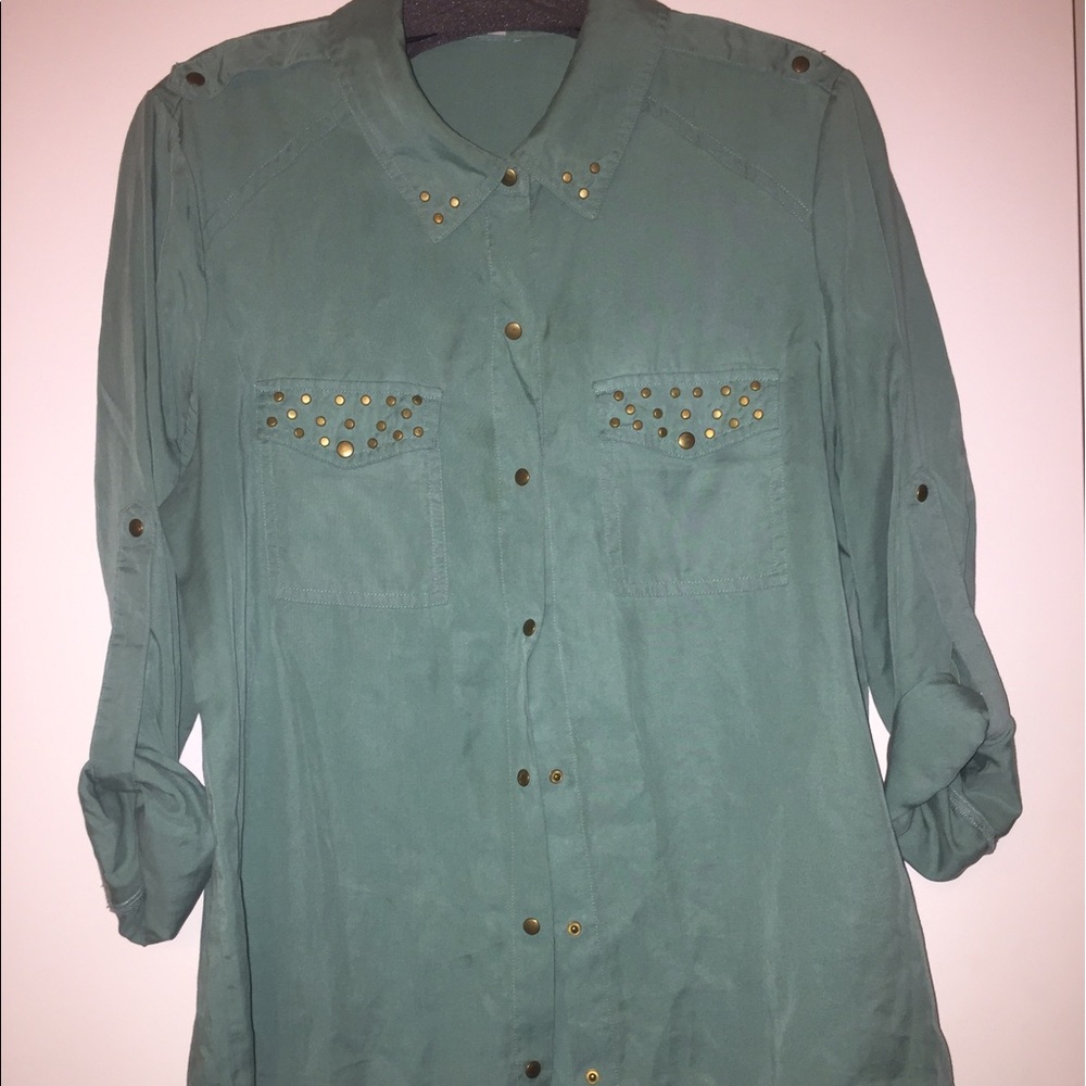 Teal button up collared shirt