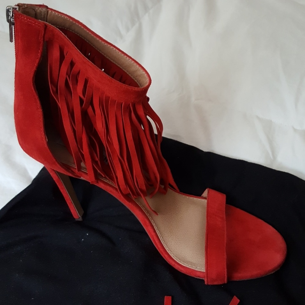 Shoes - Picture 2 of 2