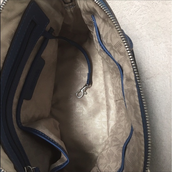 Michael Kors Cindy Dome Medium Satchel - Picture 6 of 6