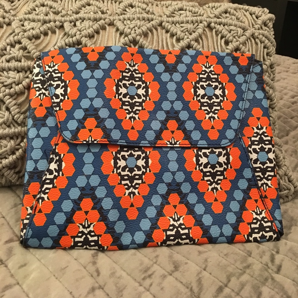 Leather Vera Bradley clutch