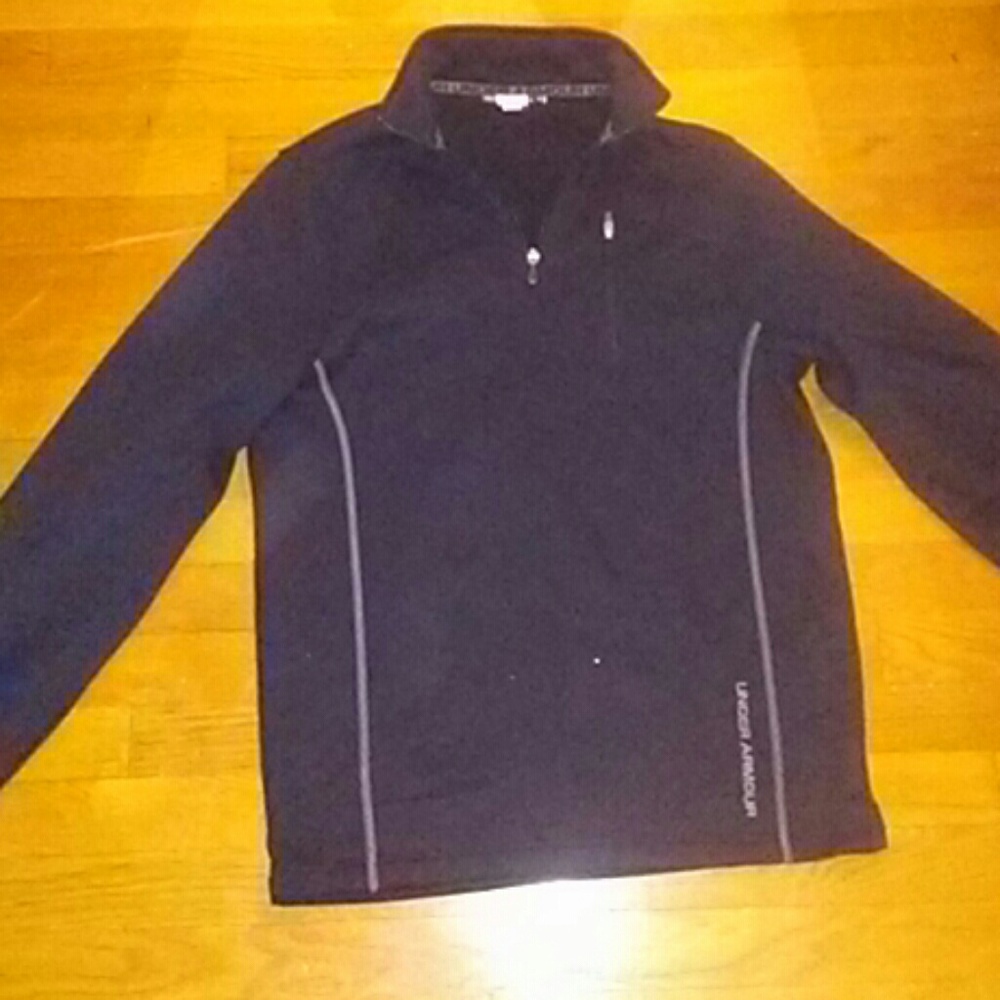 Men's Under Armour pullover