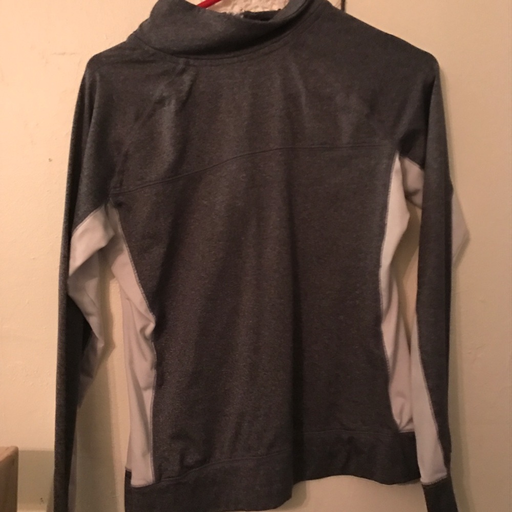 Gray PINK half zip
