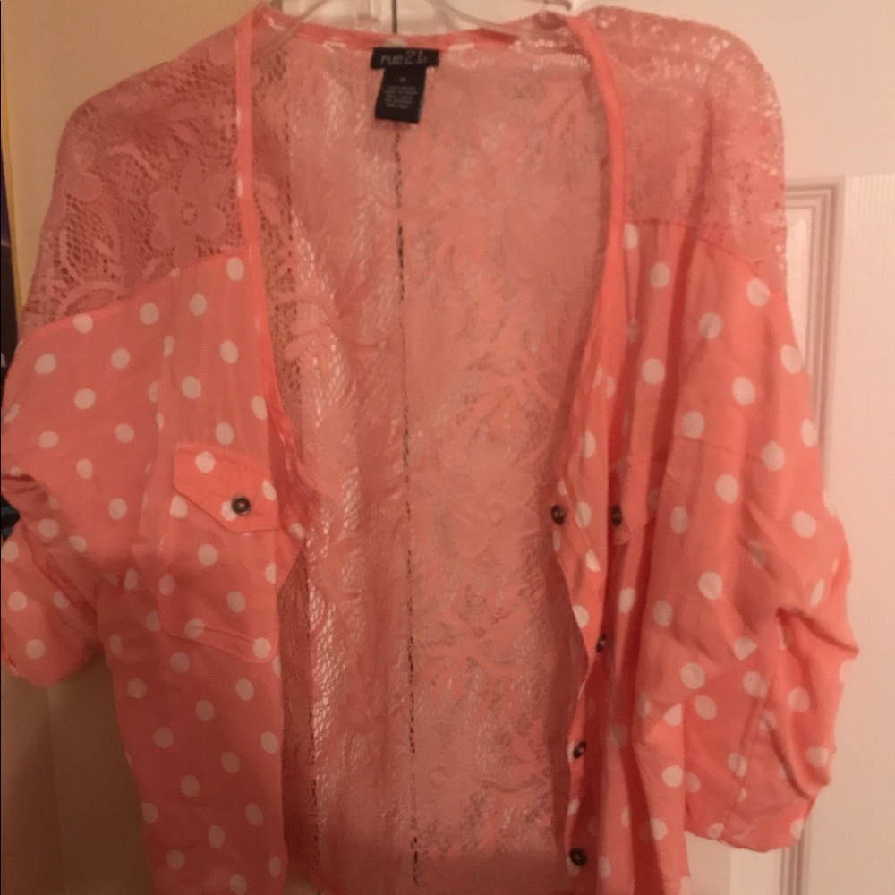 Polkadot Buttoned blouse
