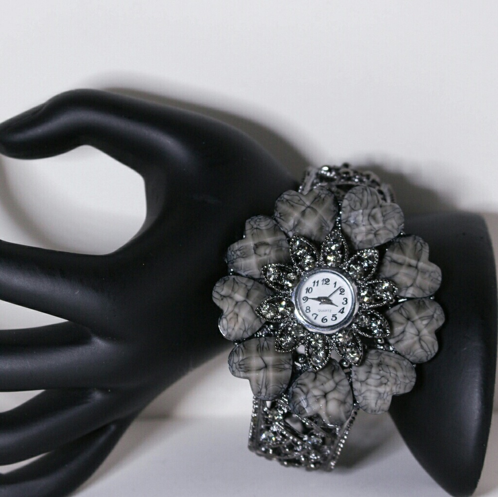New Bracelet Watch
