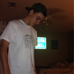 Meet your Posher, Sam