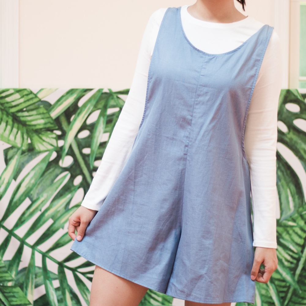 🚫SOLD🚫Chambray loose romper overalls size M