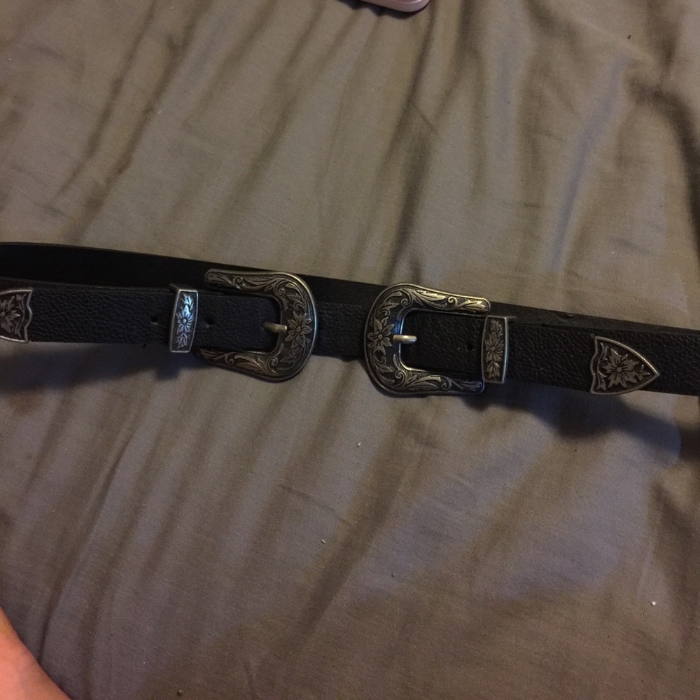 BP double buckle belt