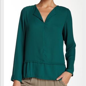 Harlowe & Graham Long Sleeve Hi-Lo Blouse