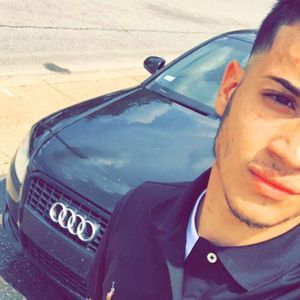 Meet your Posher, Emmanuel