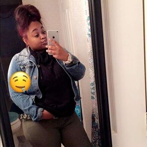 Meet your Posher, Hannah