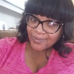 Meet your Posher, Alisha