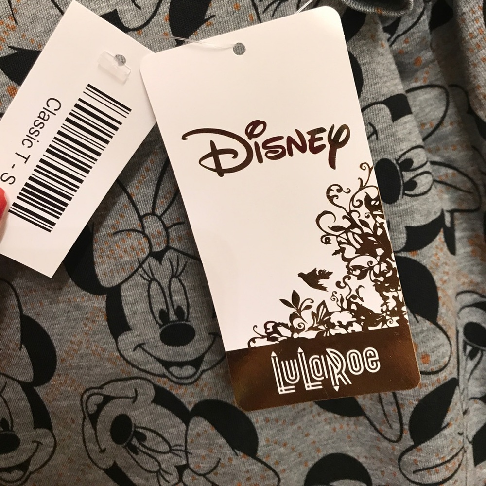 🎁🆕 🎀Minnie Disney🎀 Small Lularoe Classic T