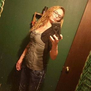 Meet your Posher, Amanda