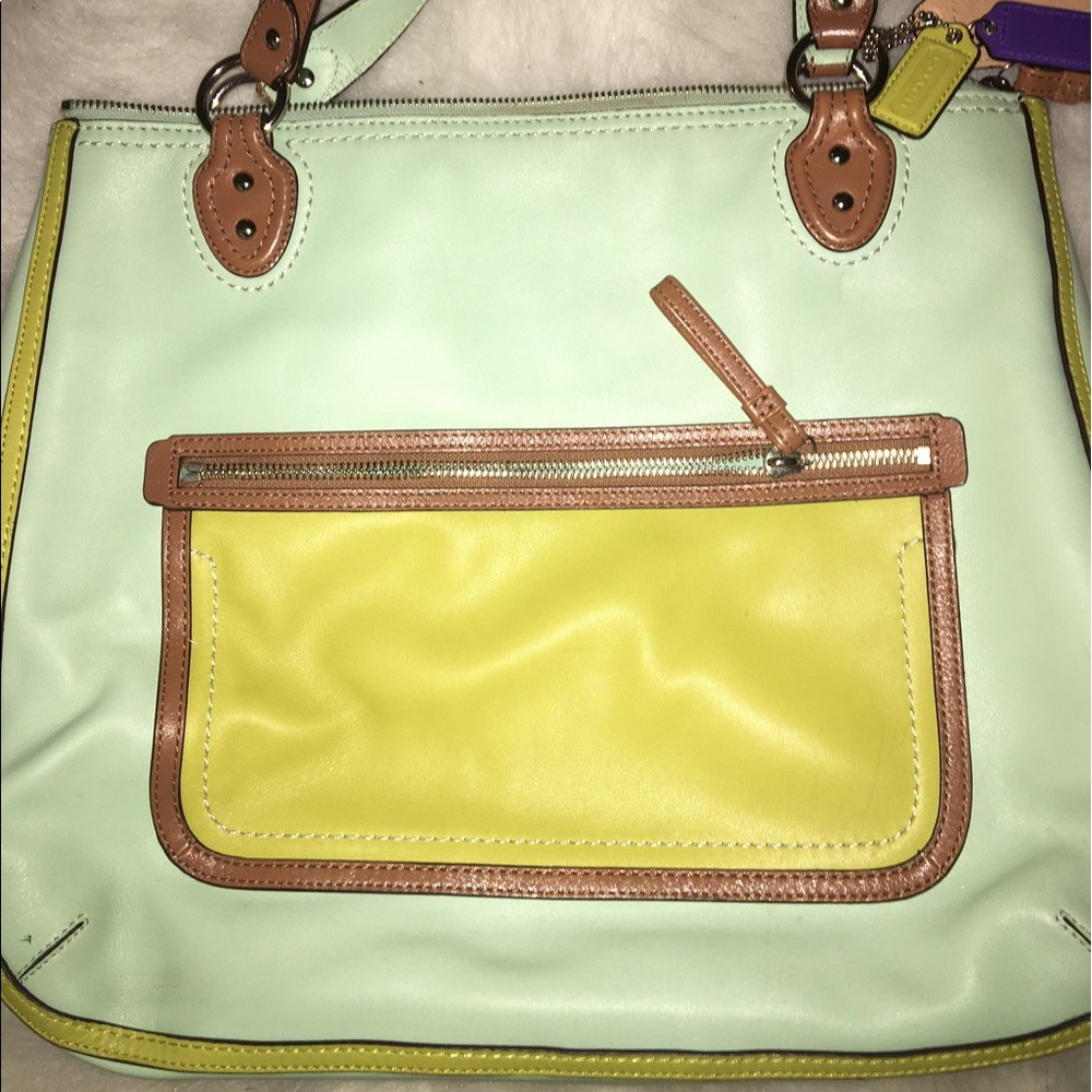 Coach mint green shoulder bag