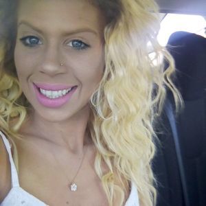 Meet your Posher, Shainna