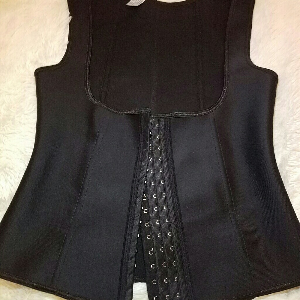 Black waist trainer