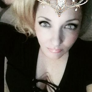 Meet your Posher, Candice