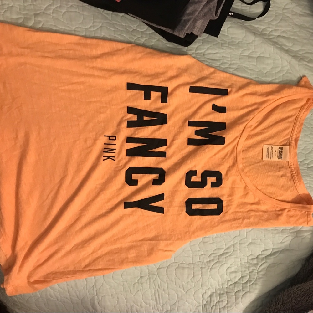 💛Pink muscle tank 💛