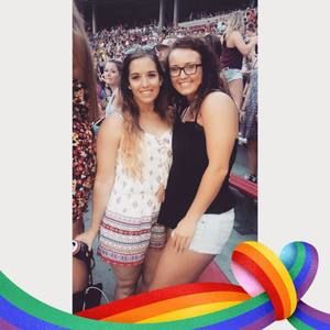 Meet your Posher, Kenzie